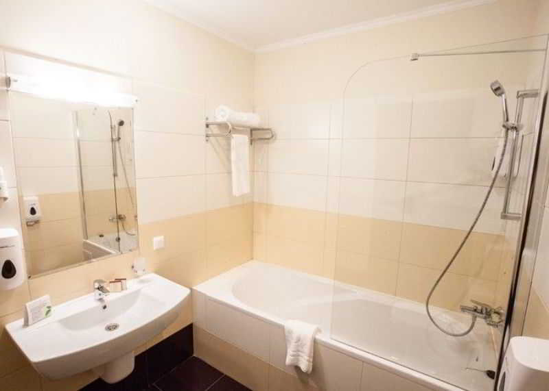 Hotel Optima Sumy Exteriér fotografie