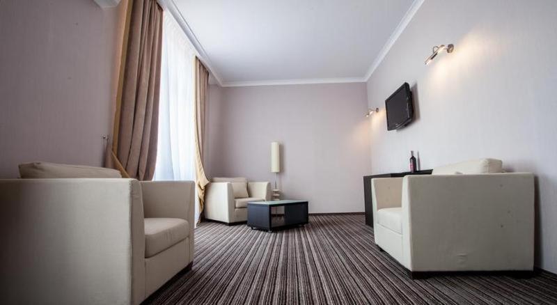 Hotel Optima Sumy Pokoj fotografie