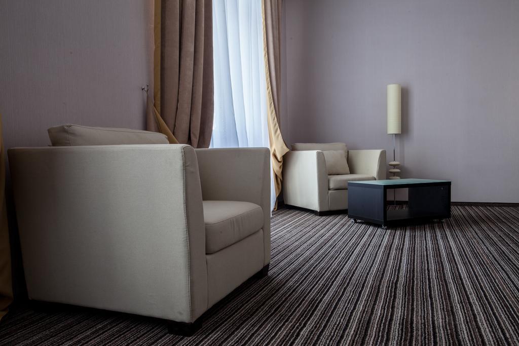 Hotel Optima Sumy Exteriér fotografie