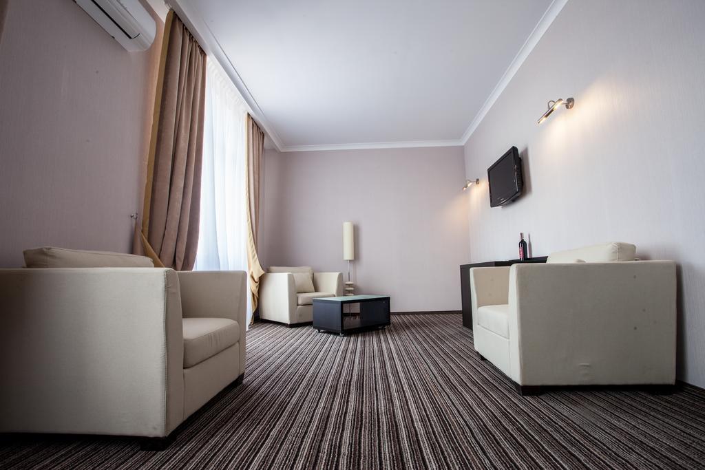 Hotel Optima Sumy Exteriér fotografie