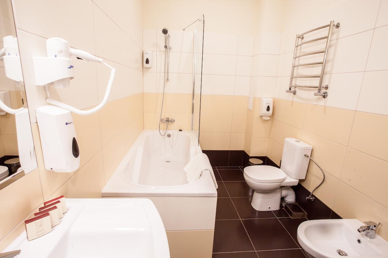 Hotel Optima Sumy Pokoj fotografie